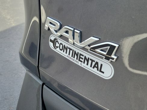 Used 2024 Toyota RAV4 XLE w/ Convenience Package image 8