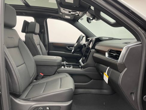 New 2026 GMC Yukon XL Denali w/ Denali Reserve Package AWD/4WD image 41