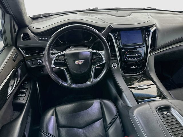 Used 2018 Cadillac Escalade Platinum AWD/4WD image 29
