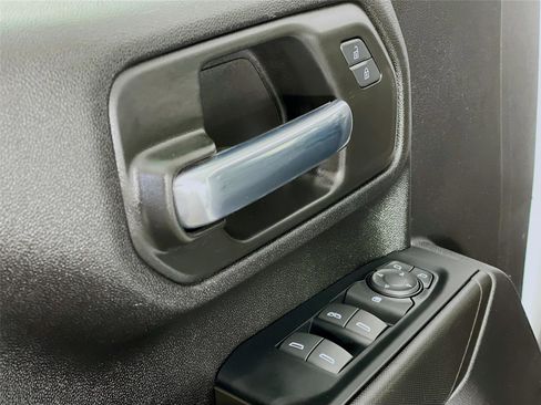 Certified 2023 Chevrolet Silverado 2500 Custom w/ Gooseneck/5TH Wheel Package image 20