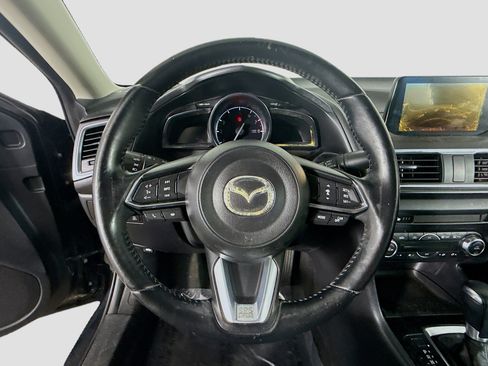 Used 2017 MAZDA MAZDA3 Grand Touring image 13