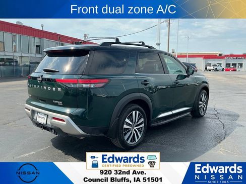 Used 2022 Nissan Pathfinder Platinum w/ Lighting Package (N93) AWD/4WD image 11