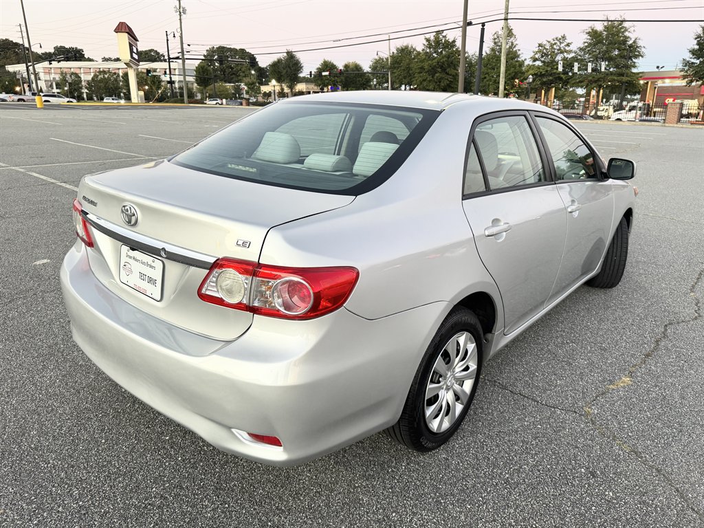 Used 2012 Toyota Corolla LE FWD image 27