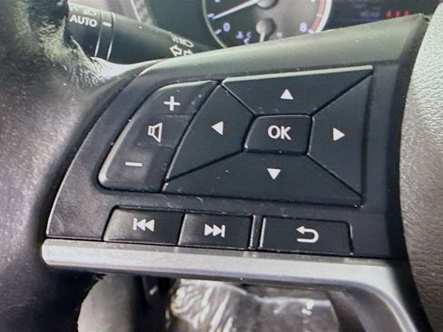 Used 2021 Nissan Sentra SV image 14