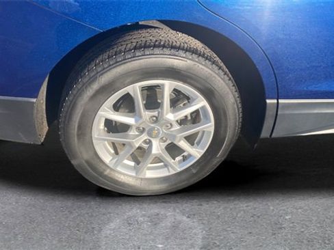 Used 2023 Chevrolet Equinox LT image 18