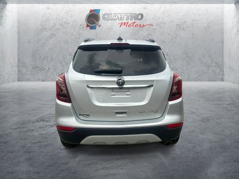 Used 2022 Buick Encore Preferred AWD/4WD image 4