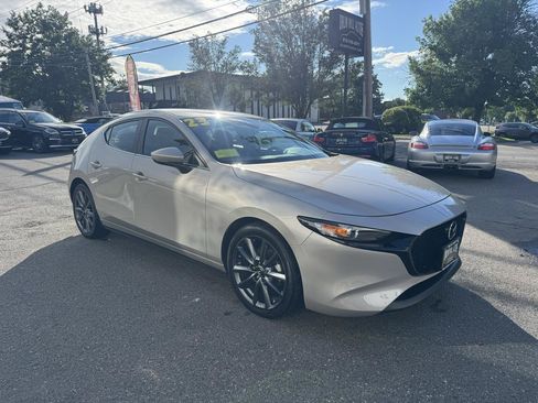 Used 2023 MAZDA MAZDA3 s FWD image 8