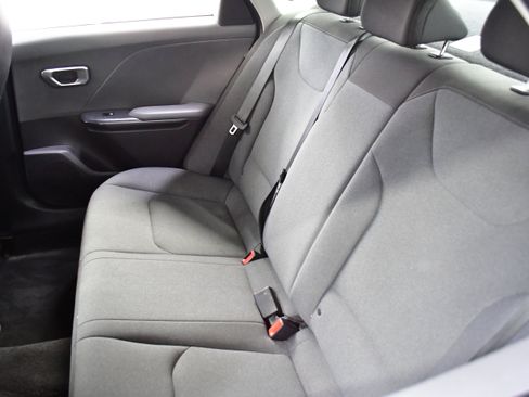 Used 2025 Kia K4 FWD image 10