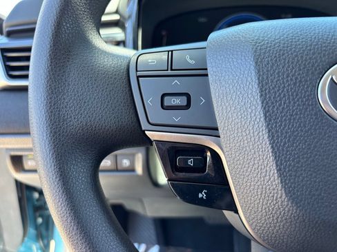 Used 2025 Toyota Camry LE w/ Convenience Package FWD image 26