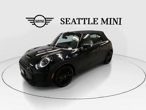 Certified 2023 MINI Cooper S image 5