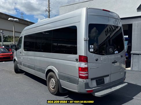 Used 2016 Mercedes-Benz Sprinter 2500 image 3