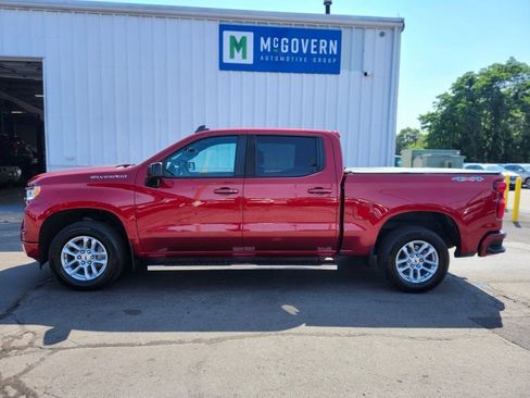 Used 2023 Chevrolet Silverado 1500 RST AWD/4WD image 2