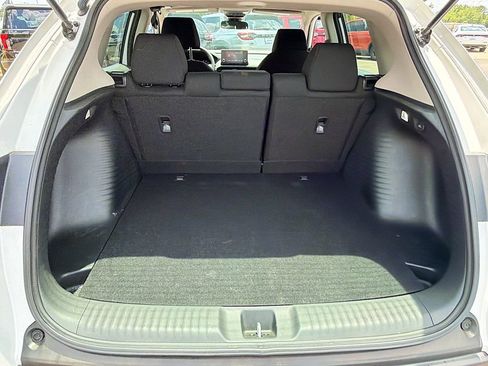 Used 2025 Honda HR-V LX image 32
