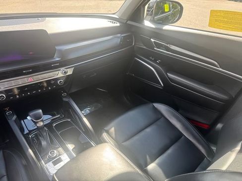 Used 2024 Kia Telluride S w/ S Sunroof Package image 24