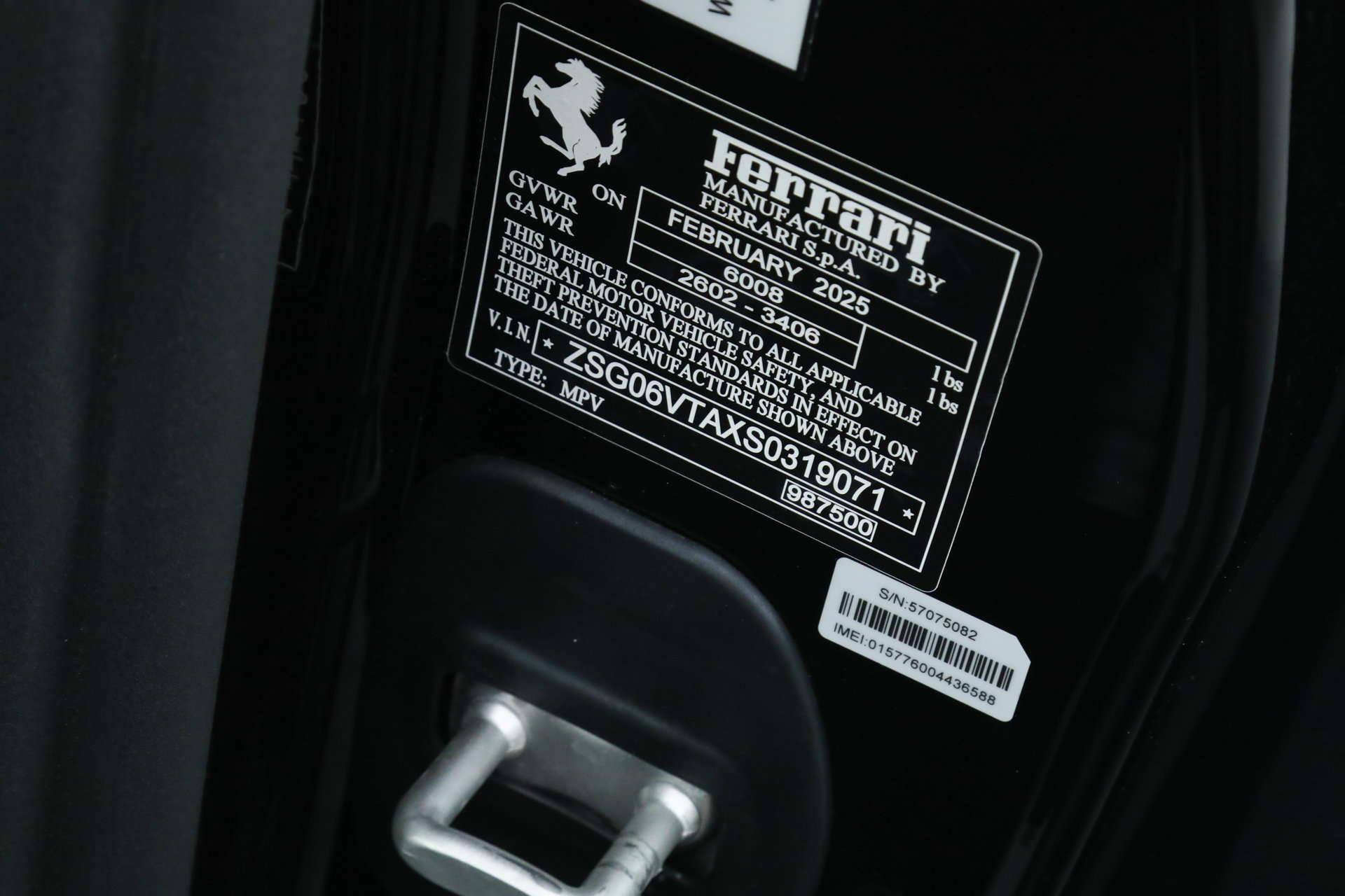 Used 2025 Ferrari Purosangue AWD/4WD image 50