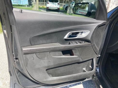 Used 2017 Chevrolet Equinox LS AWD/4WD image 17