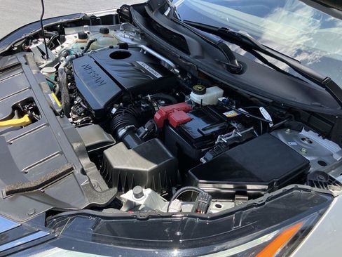 Used 2023 Nissan Rogue SV AWD/4WD image 33