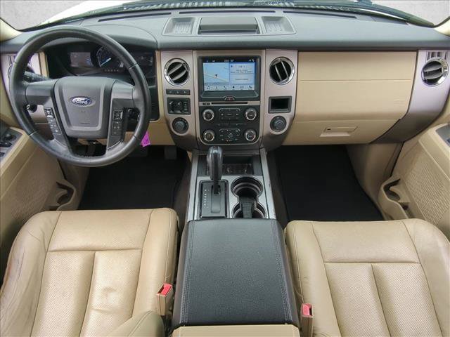 Used 2017 Ford Expedition EL XLT w/ Equipment Group 202A AWD/4WD image 18