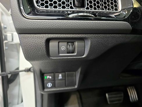 Used 2024 Honda Civic Sport Touring image 21