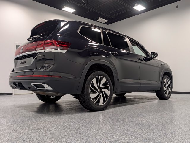 Used 2024 Volkswagen Atlas SE AWD/4WD image 8