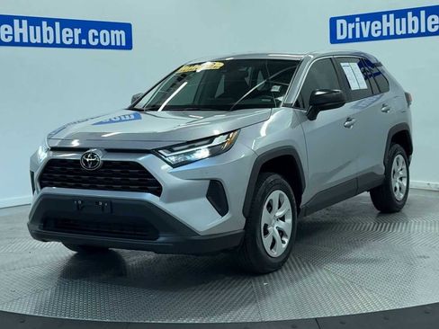 Used 2024 Toyota RAV4 LE AWD/4WD image 3