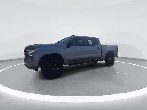 Used 2025 Chevrolet Silverado 1500 RST image 6