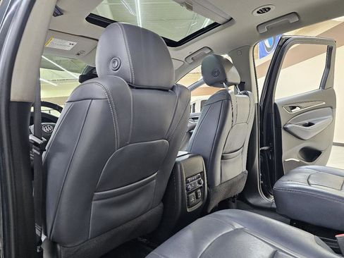 Used 2018 Buick Enclave Premium w/ Experience Buick Package FWD image 26