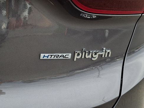 Certified 2023 Hyundai Santa Fe Limited AWD/4WD image 32