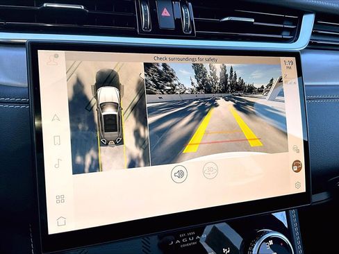 Used 2025 Jaguar F-PACE R-Dynamic S image 26