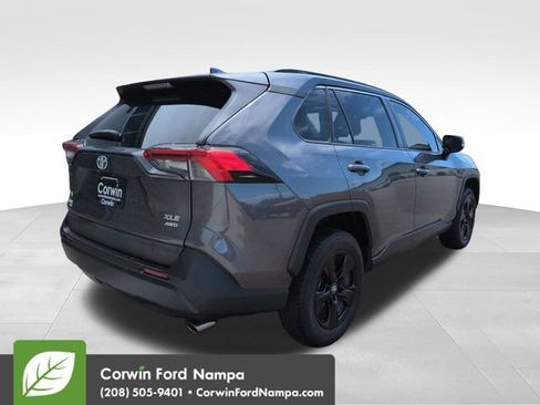 Used 2021 Toyota RAV4 XLE w/ XLE Grade Weather Package AWD/4WD image 3