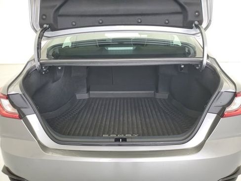 Used 2025 Toyota Camry SE w/ Multimedia Upgrade Package image 11