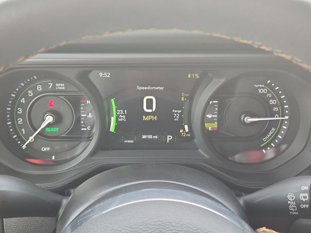 Used 2024 Jeep Wrangler Unlimited Sahara w/ Technology Group AWD/4WD image 25