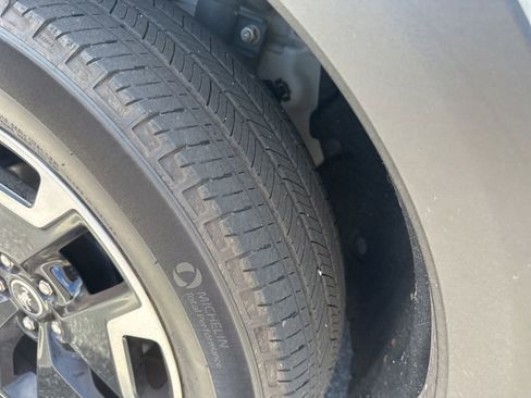 Used 2021 Ford Bronco Sport Outer Banks image 6