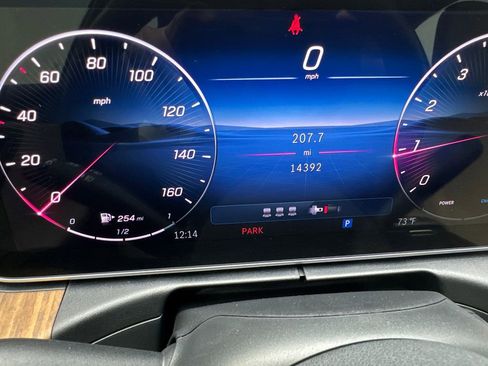 Used 2025 Mercedes-Benz C 300 Sedan image 57