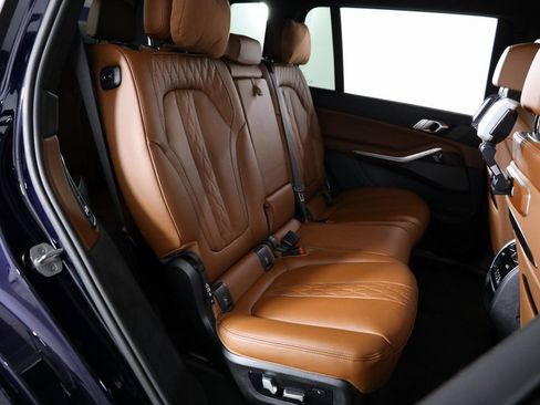 Used 2026 BMW X7 M60i image 57