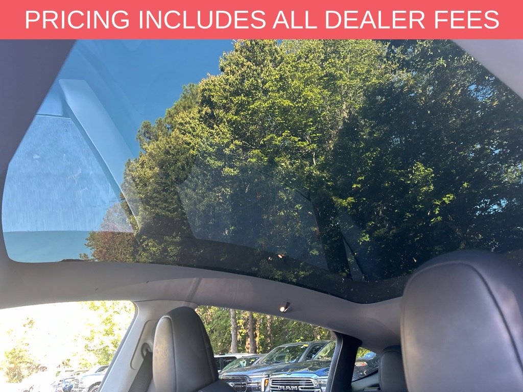Used 2023 Tesla Model Y Long Range AWD/4WD image 17