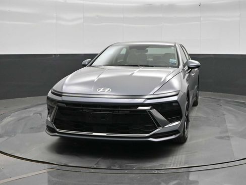 New 2026 Hyundai Sonata SEL FWD image 3