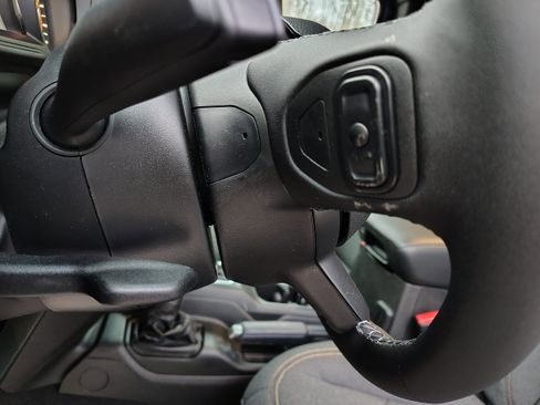 New 2026 Jeep Gladiator Sport image 21