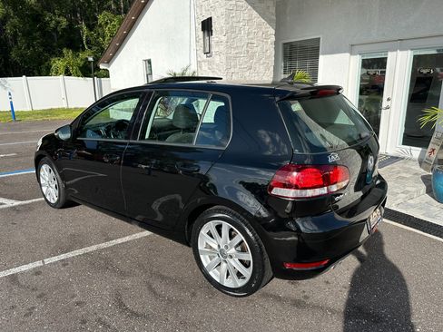 Used 2011 Volkswagen Golf TDI image 11