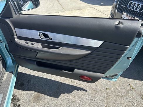 Used 2002 Ford Thunderbird Deluxe image 22