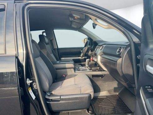 Used 2016 Toyota Tundra SR5 w/ SR5 Upgrade Package image 26