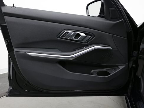 Used 2021 BMW 330i Sedan RWD image 12