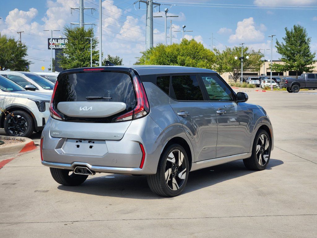 Certified 2024 Kia Soul GT-Line FWD image 4
