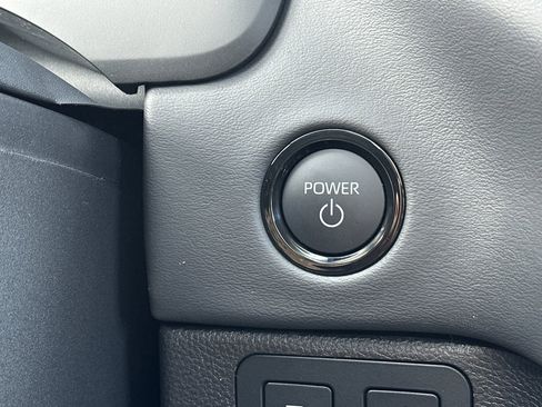 New 2025 Toyota Tundra Platinum image 19