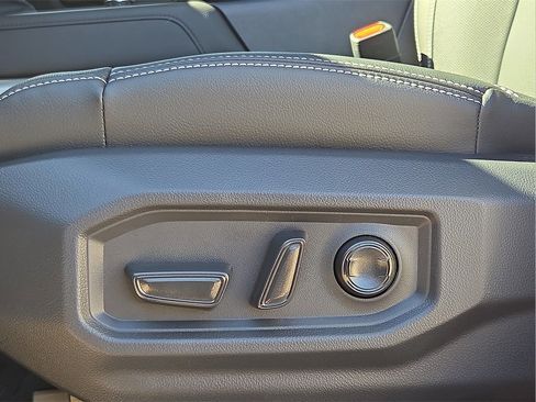 New 2026 Toyota Tundra Limited image 12