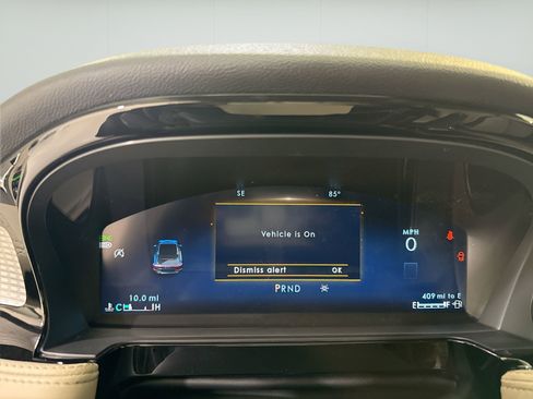 New 2026 Lincoln Corsair Premiere FWD image 16