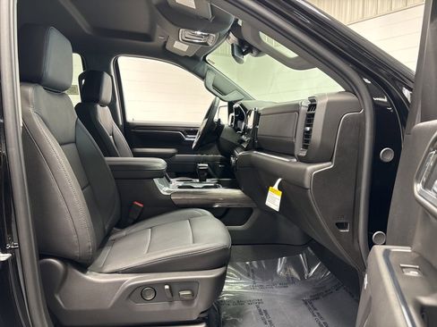 New 2026 Chevrolet Silverado 1500 LTZ image 10