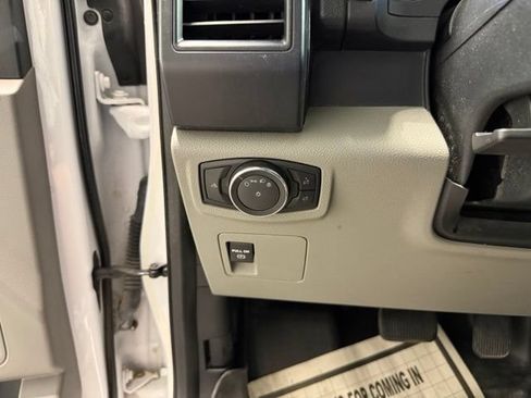 Used 2016 Ford F150 XL w/ Equipment Group 101A Mid AWD/4WD image 15