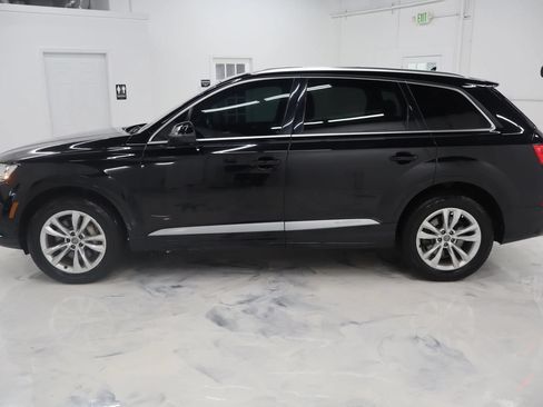 Used 2017 Audi Q7 3.0T Premium Plus AWD/4WD image 3