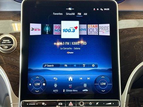 Used 2025 Mercedes-Benz GLC 300 4MATIC image 15